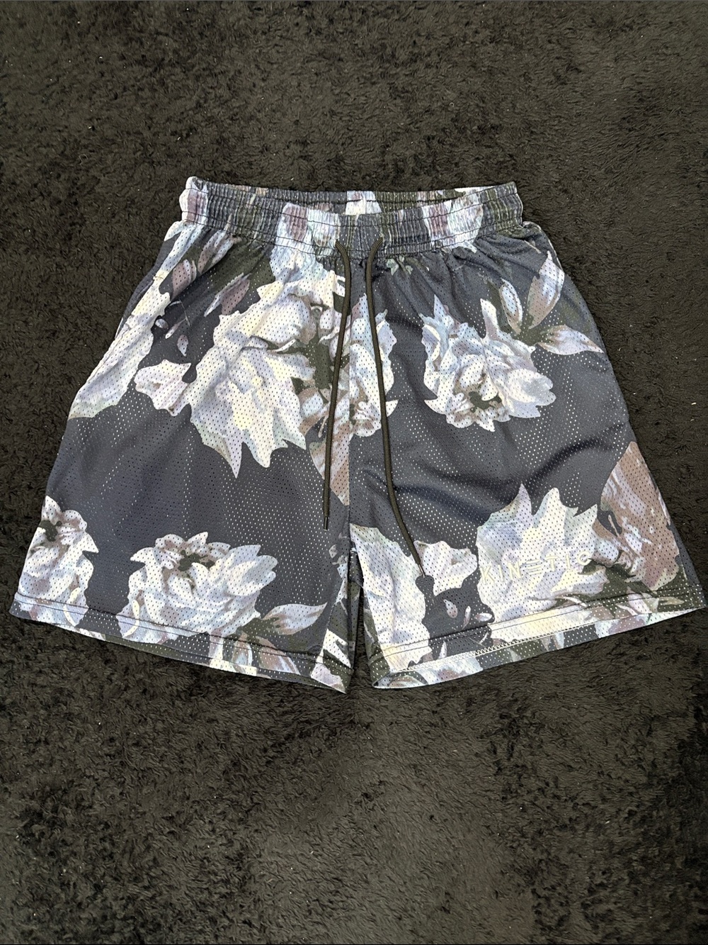 Men’s Kinetic Kings Floral Print Shorts-Like New - Picture 2 of 4